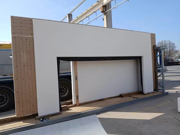 White precast sandwich panels from C-concrete, made with D-Carb, are being used for Amaliahaven high-voltage substation of Tenne.jpg