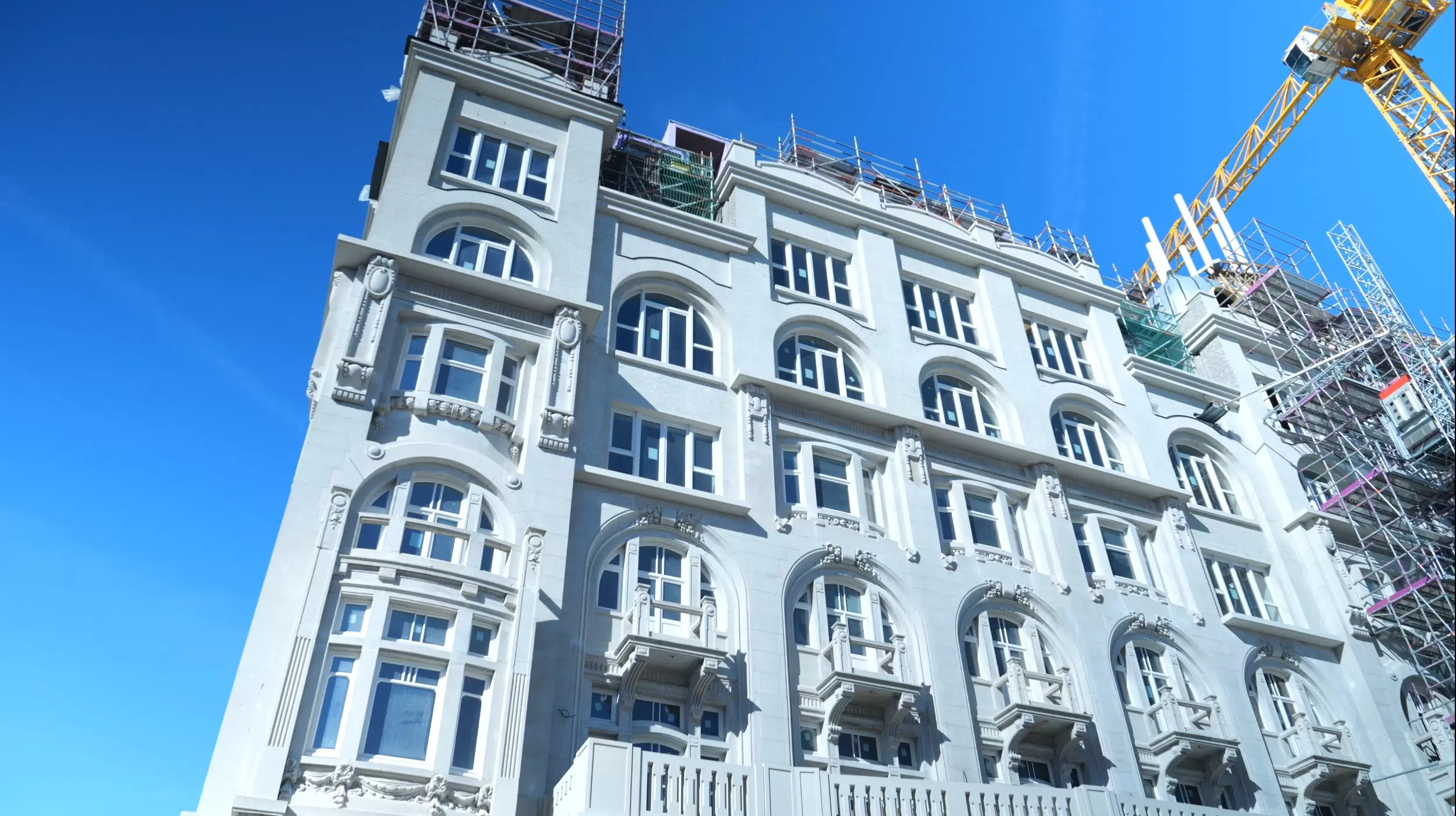 Complex precast concrete elements achieved using D-Carb