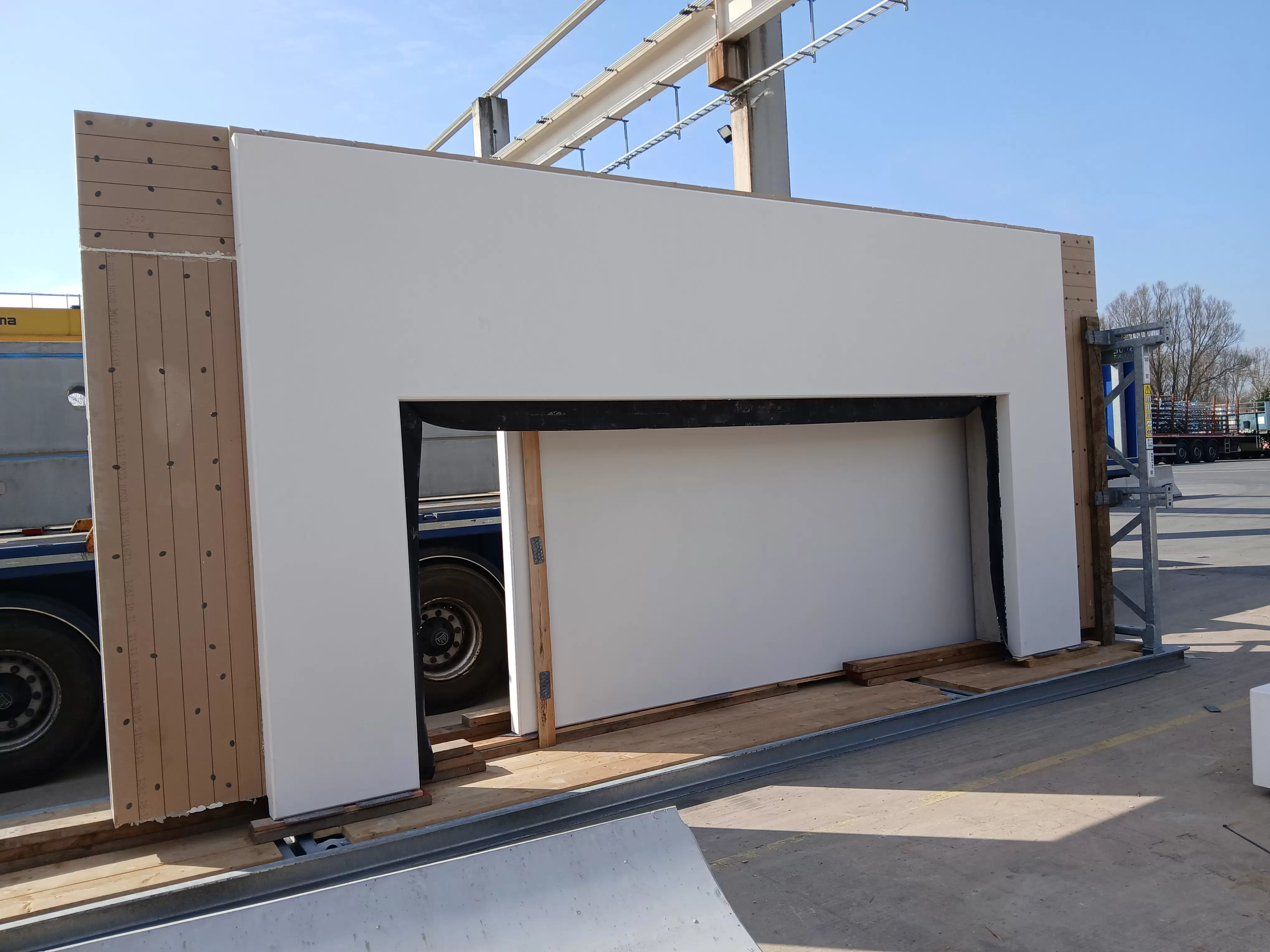 White precast sandwich panels from C-concrete, made with D-Carb, are being used for Amaliahaven high-voltage substation of Tenne.jpg